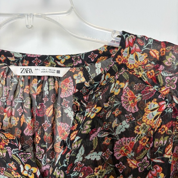 Zara Black Floral Long Sleeve Button Vneck Blouse - Picture 2 of 6